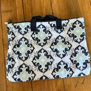 Thirty-One Super Swap It Pocket—Fab Flourish
